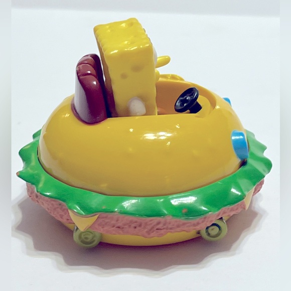 SpongeBob SquarePants Riding Hamburger - Picture 5 of 9